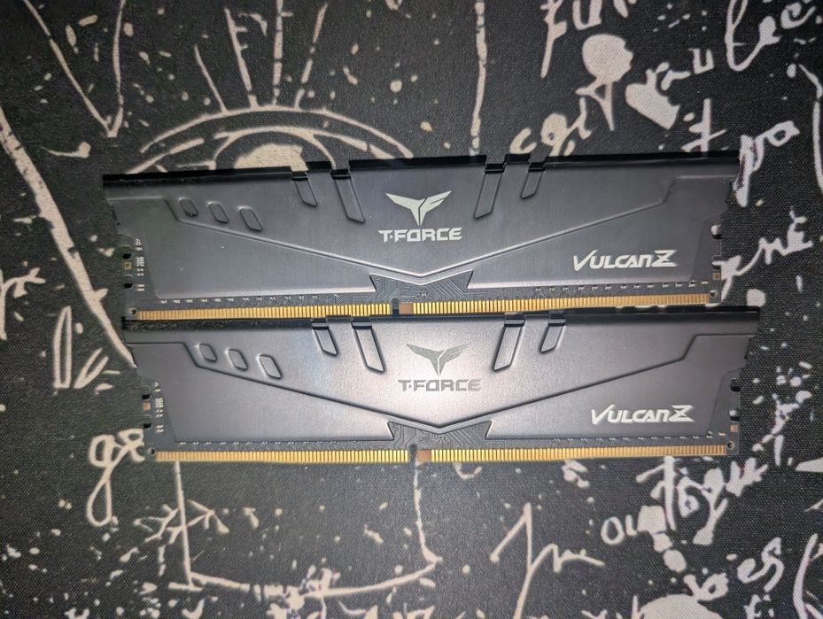 Продам планку оперативной памяти на 16gb 3200
