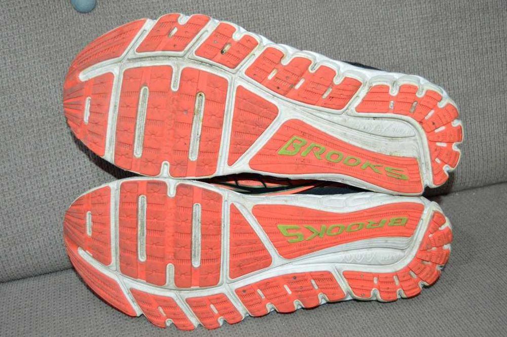 Adidasi alergare BROOKS Transcend marime 44