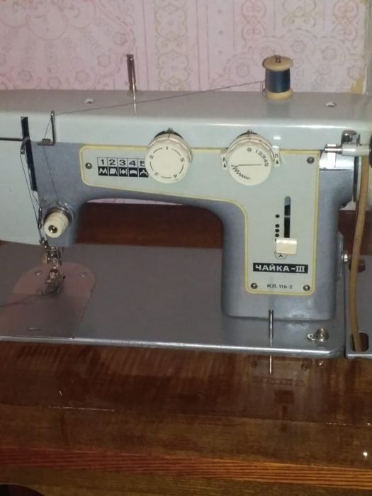 Швейная машинка Чайка-3