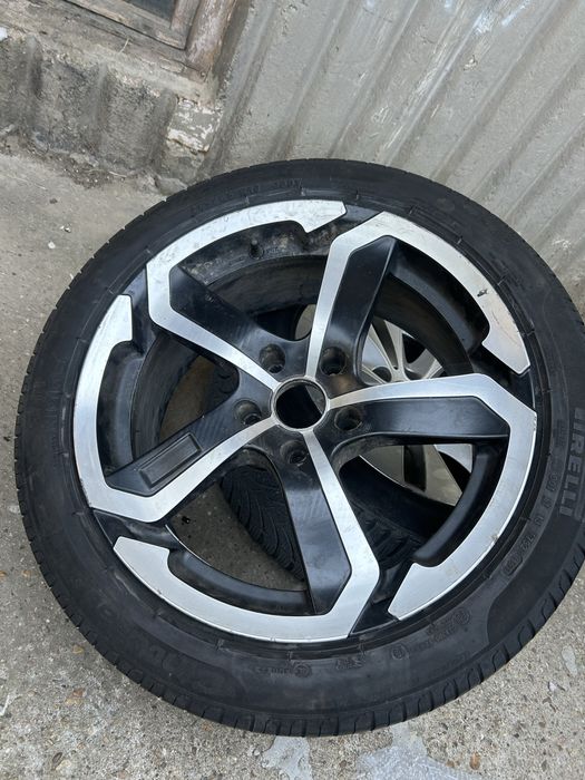 Джанти бмв 18 цола с добри гуми
