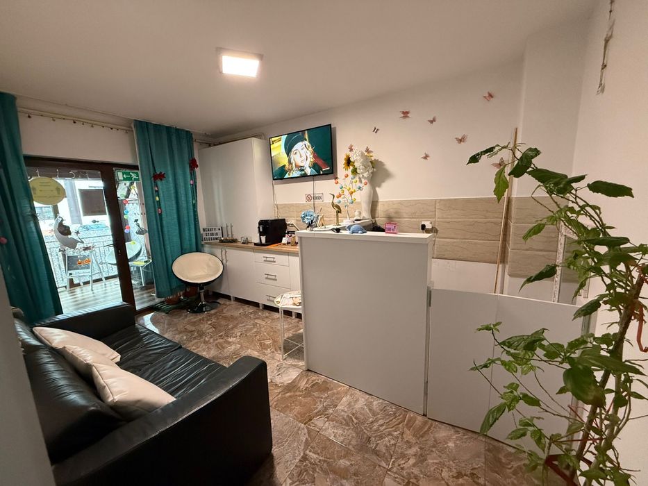 Apartament 3 camere parter – acces separat – ideal locuință sau spațiu comercial – zona Gib Mihaescu