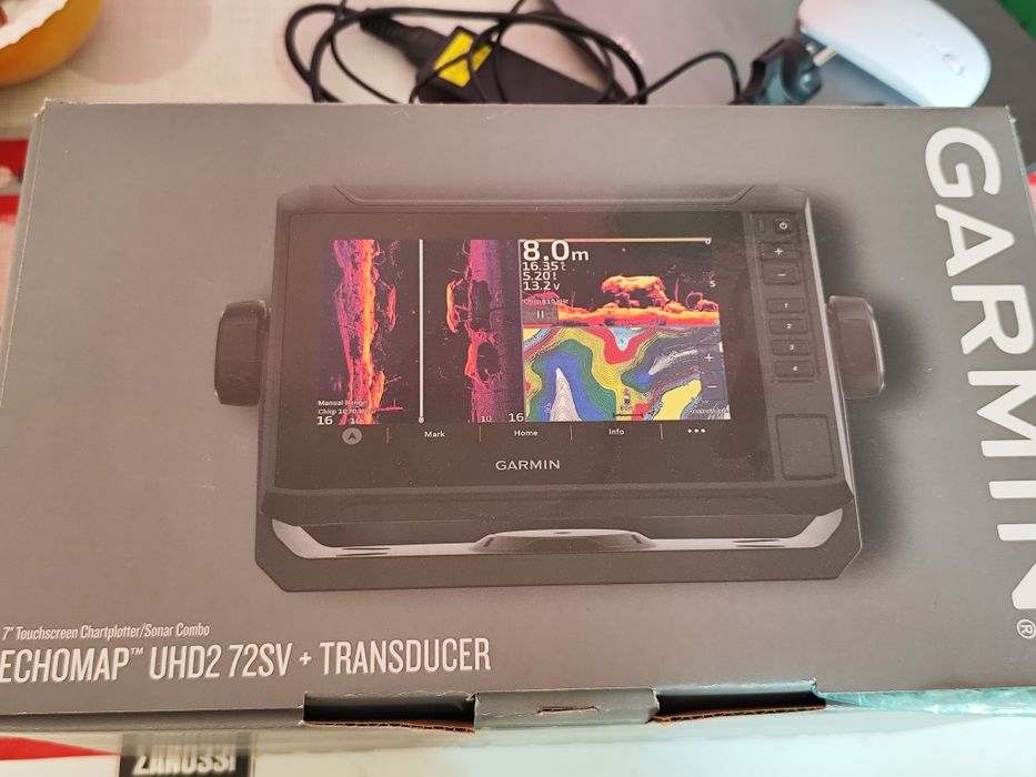 Garmin echomap uhd2 72sv