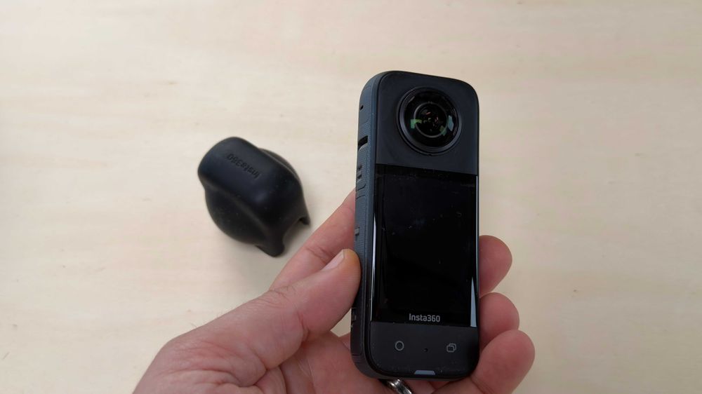 Camera 360 Insta360 X3, 5.7K, cu husa lentile