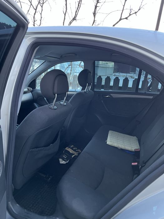 Mercedes-Benz C200 CDI.  PREȚ Negociabil!!!