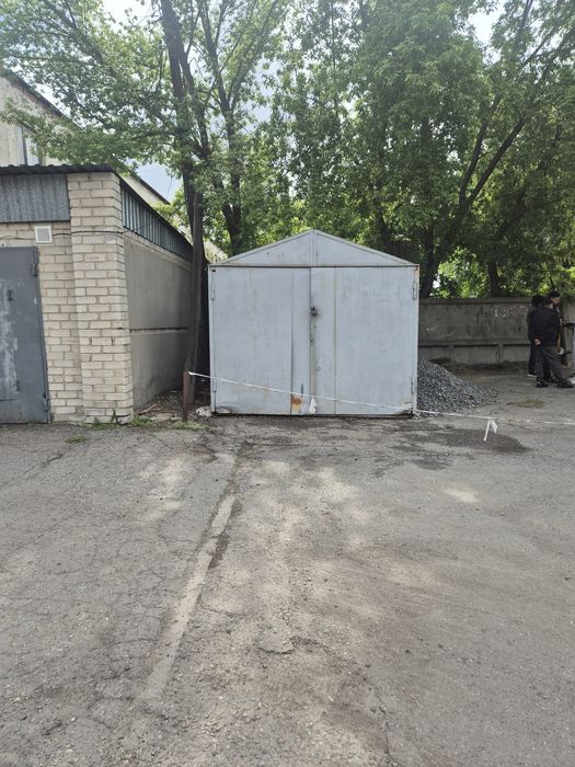Продам металический гараж