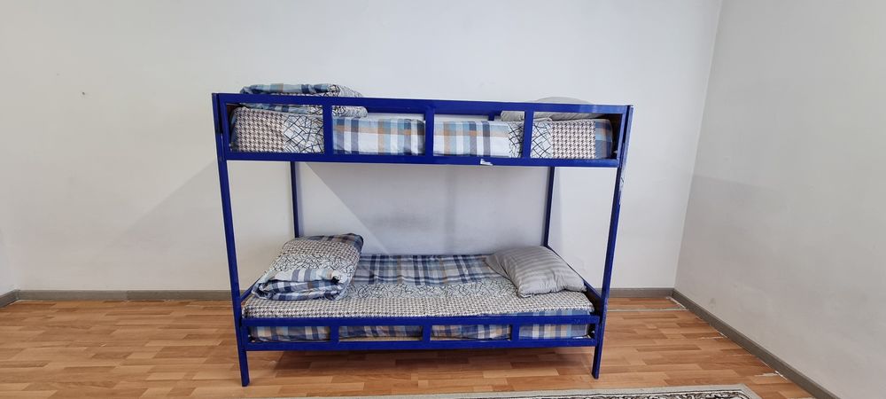 Двухярусная кровать