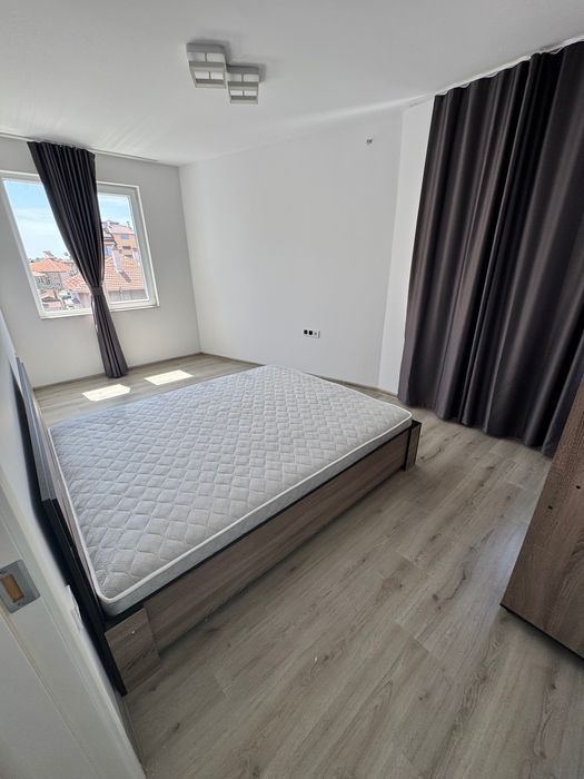 Дава се под наем Тристаен апартамент в Свиленград - 88 кв.м за 612 € - Снимка #5
