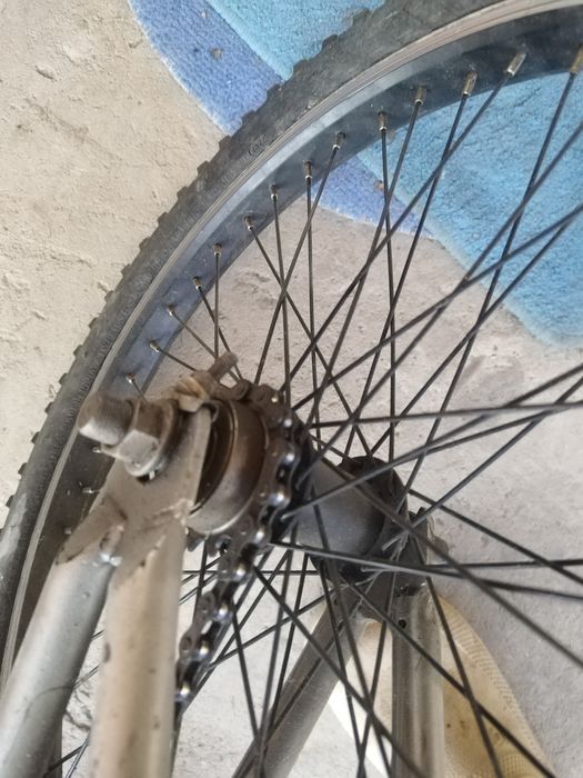 De vânzare  bicicleta