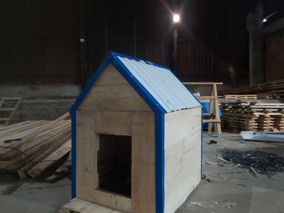 Будка для собак новая