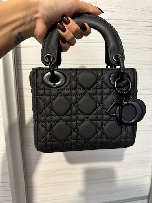 Чанта Mini Lady Dior Ultramatte нова