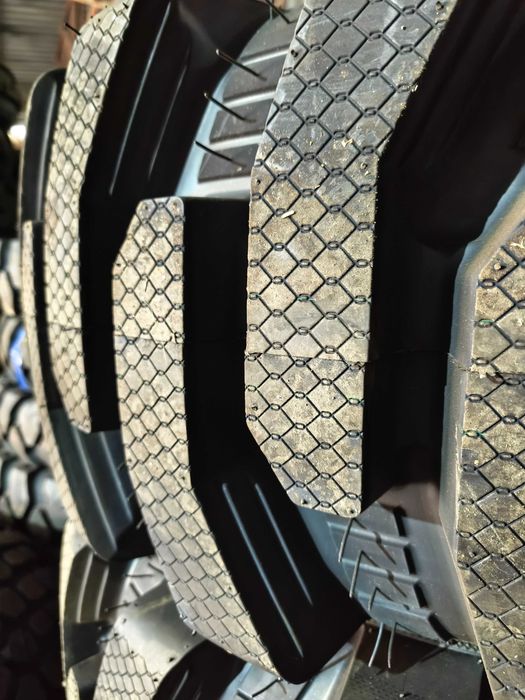 16/70-20 16PR  405/70-20 R4 Solidway Michelin