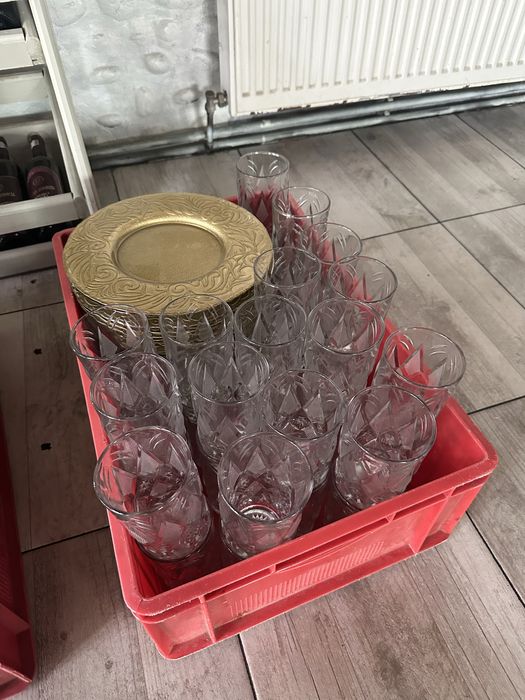 Vesela (boluri,farfurii,pahare,castroane