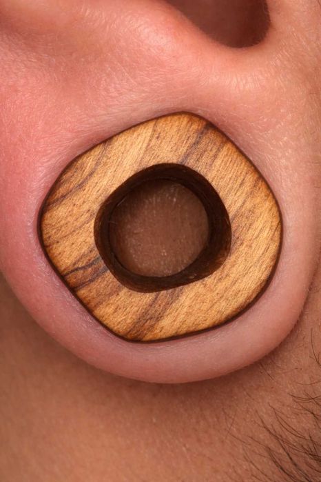 Ръчно изработени дървени флешове (ear plugs)