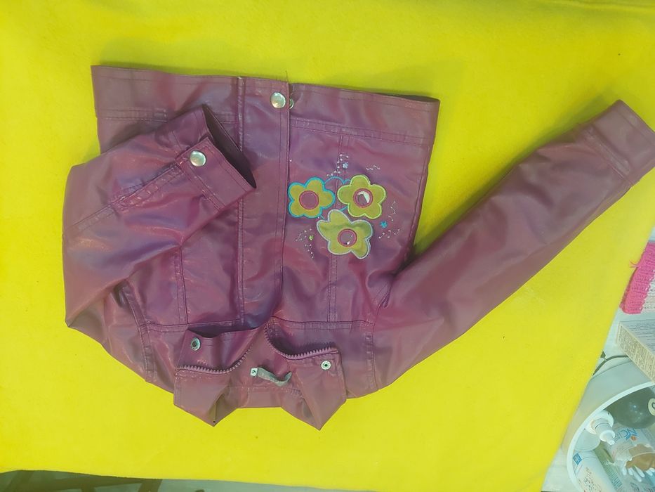 Куртки для девочек и подростка