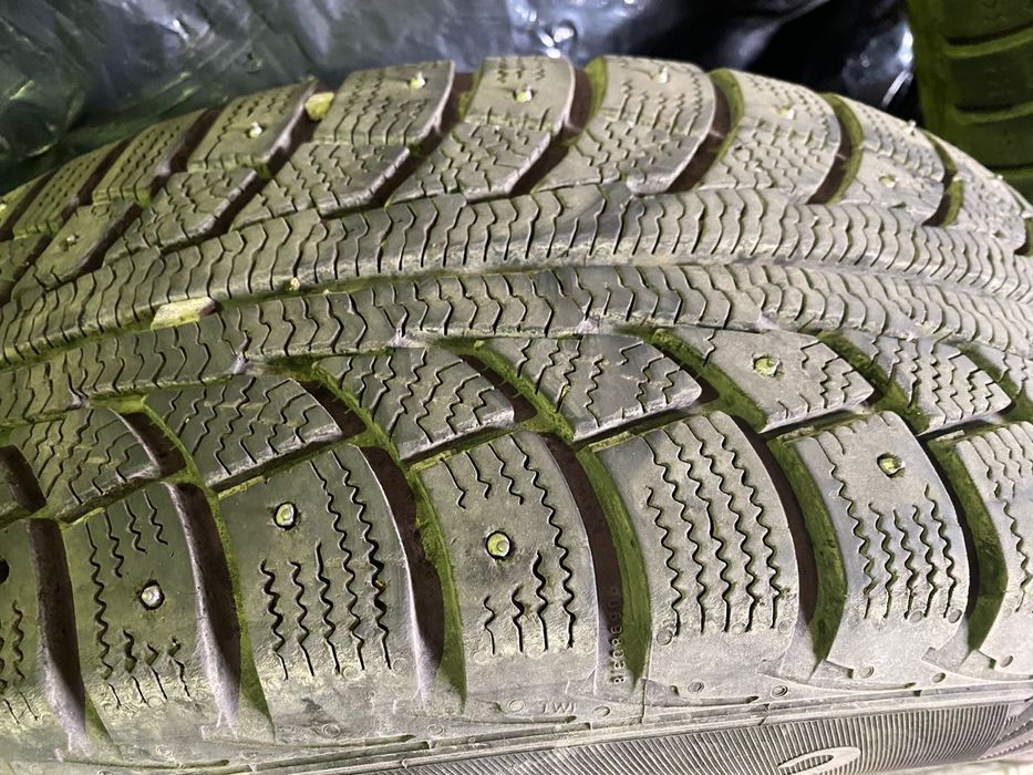 Продам диски с зимней резиной