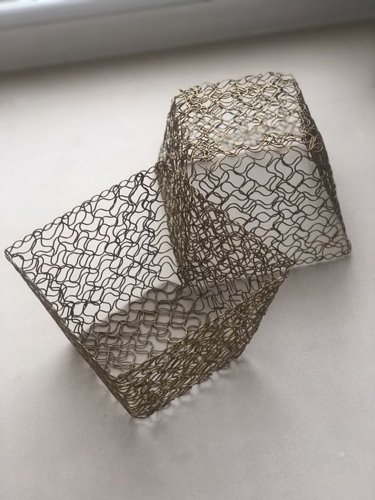 Металлические плетеные коробочки