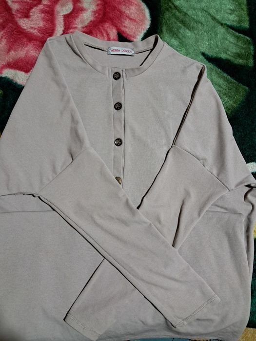 Продаю платья не дорого!