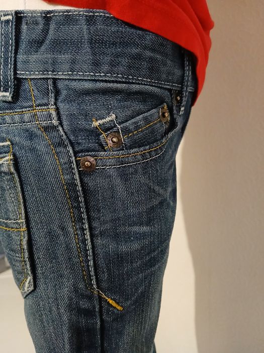 Дънки и тениска 5г