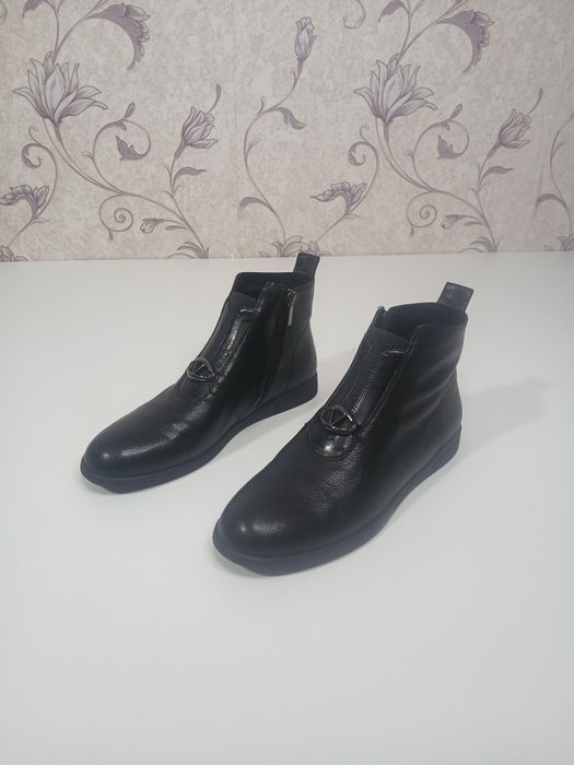 Продаются полусапожки