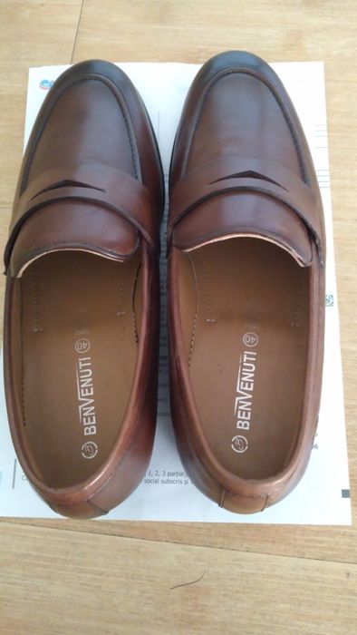 Pantofi "Benvenuti marimea 39,,25,7 interior.Sunt noi /nouti.
