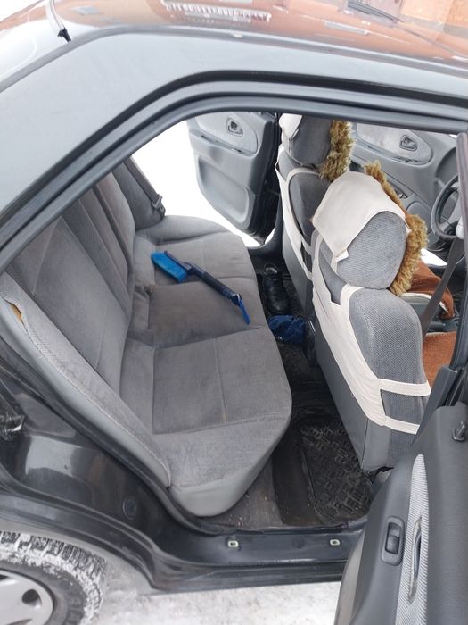 Митсубиси Лансер