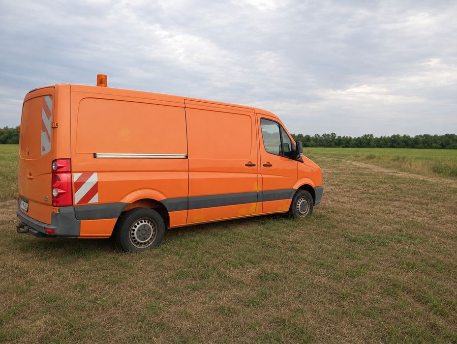 Preț: 1.500 € –