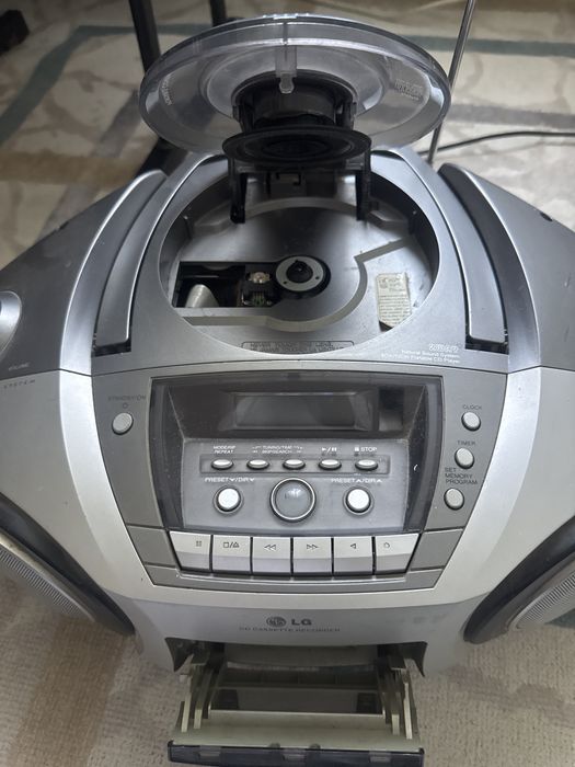 Lg cd-M373 хорошом состаяние