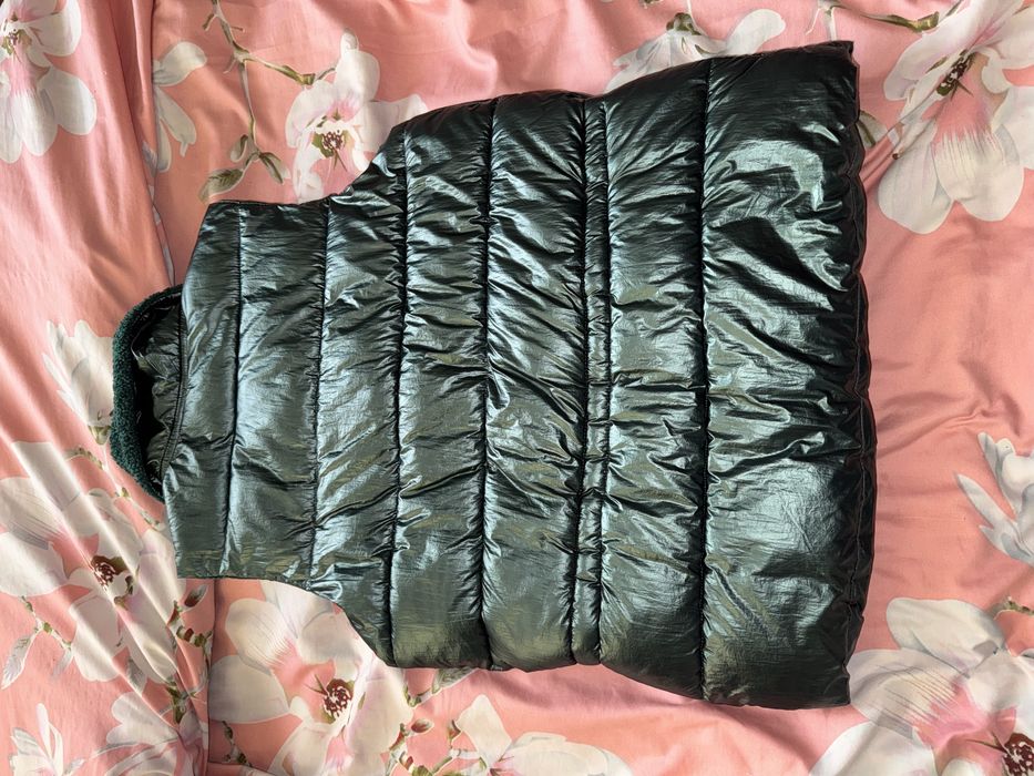 Куртка весенняя.