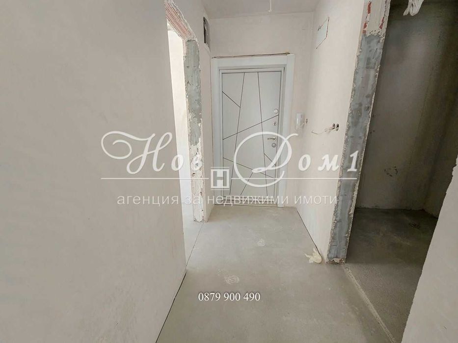 Готова сграда / Непоследен етаж