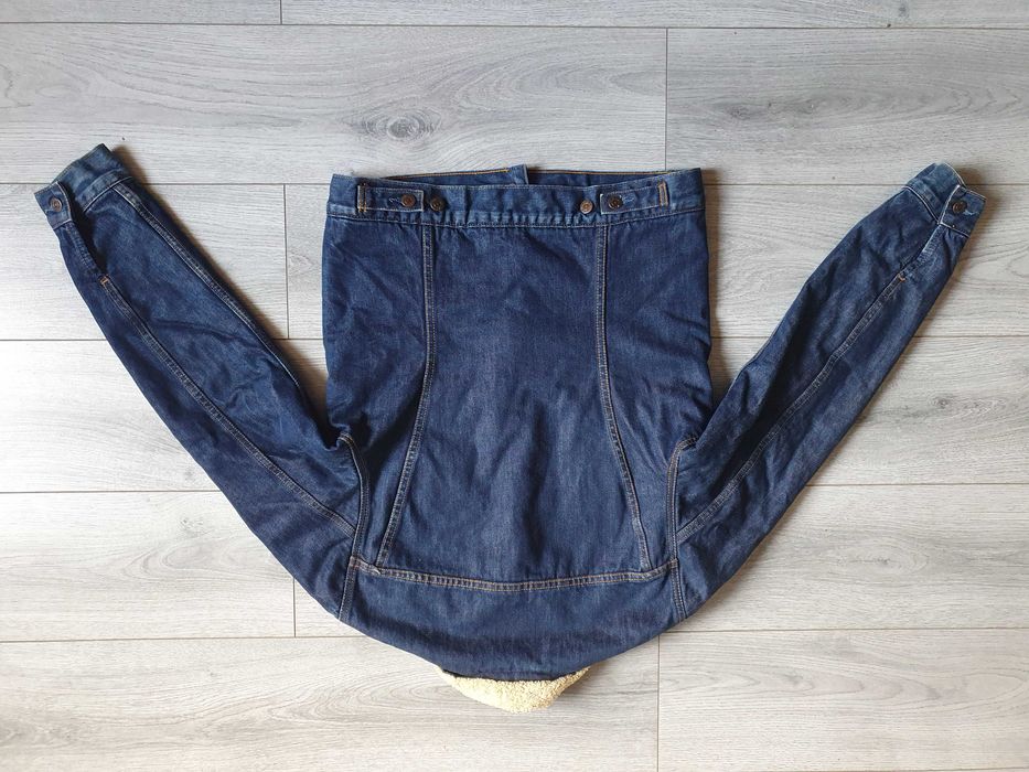 Geaca de blugi LEVI'S 71500 Sherpa (fabricata in anul 2002) - Marime M