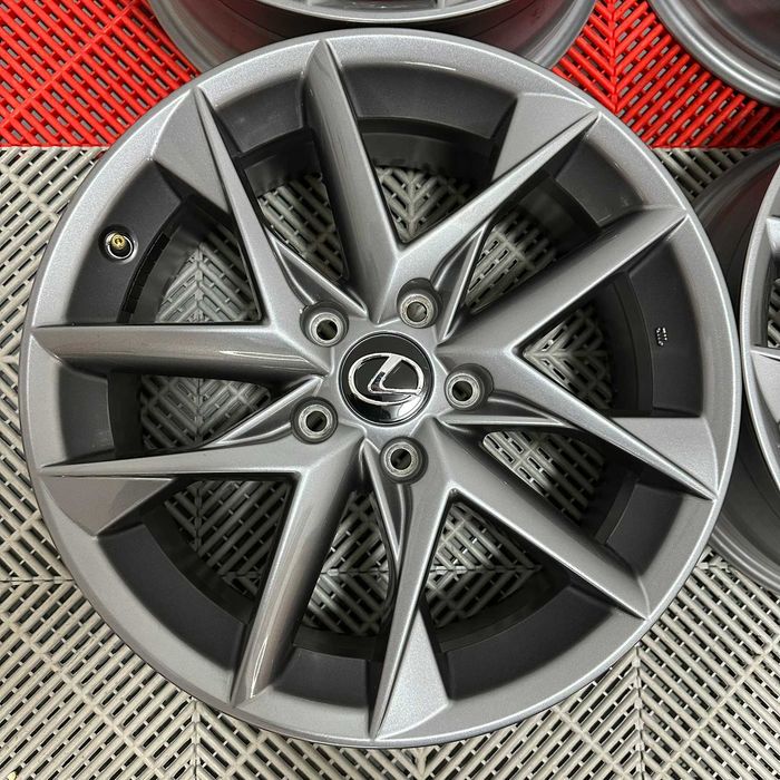 Jante Lexus LBX  R17 TVA 21% *Originale*