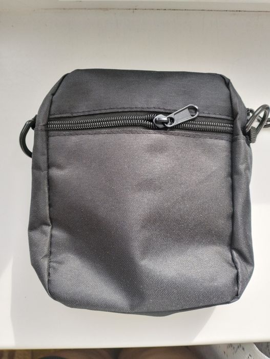 Сумка через плечо с ремешком