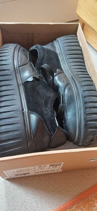 Дамски мратонки