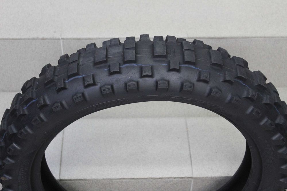 140/80-18 Maxxis