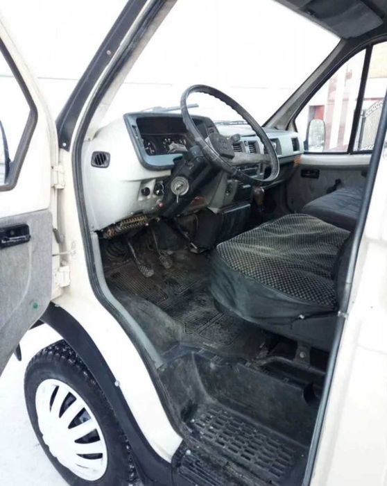 Газель 3302 в хорошем состоянии