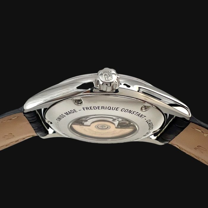 НОВ Frederique Constant Classics Heart Beat (FC-310) - Лукс, Елегантност и Механична Прецизност - ФУЛ КОМПЛЕКТ!