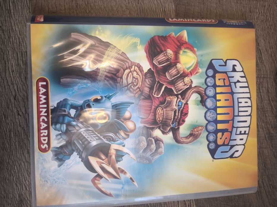Yu-Gi-Oh пирамида албум, Кечмания, Spongebob, Bayblade, Skylanders