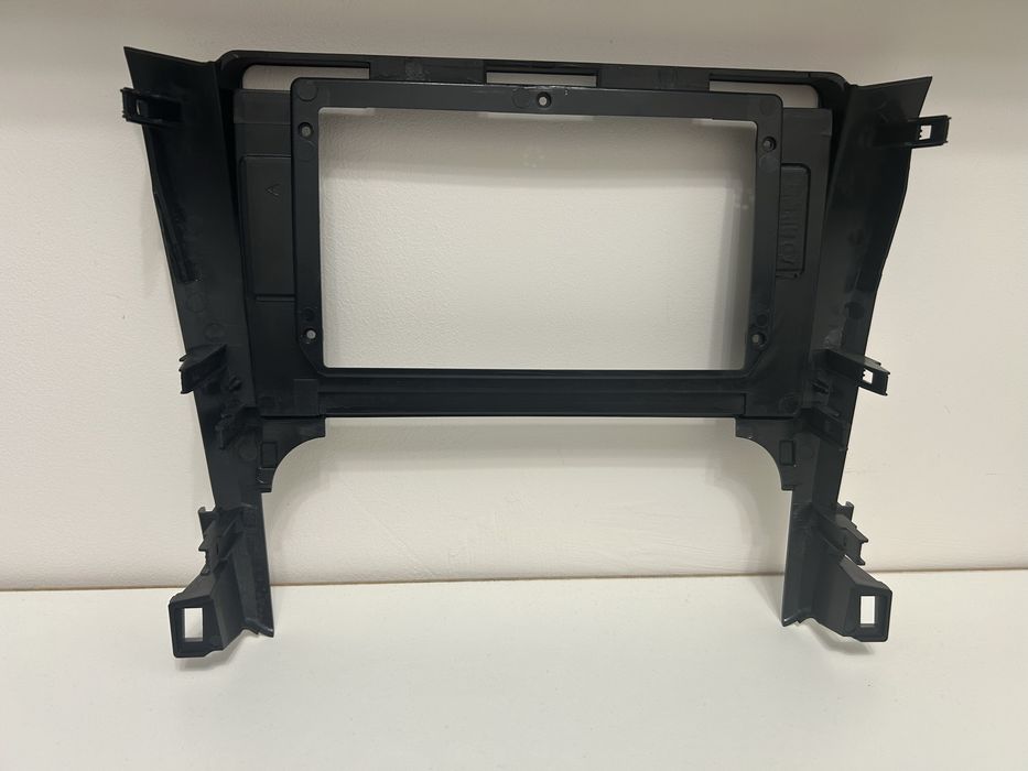 Рамка и кан бус для андроид на камри 50 Европеец