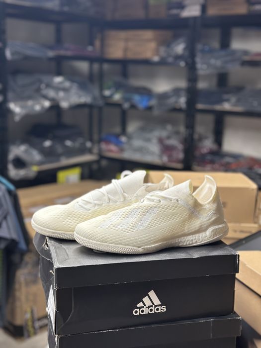 adidas x tango 18.1 trainer boost spectral mode - off white