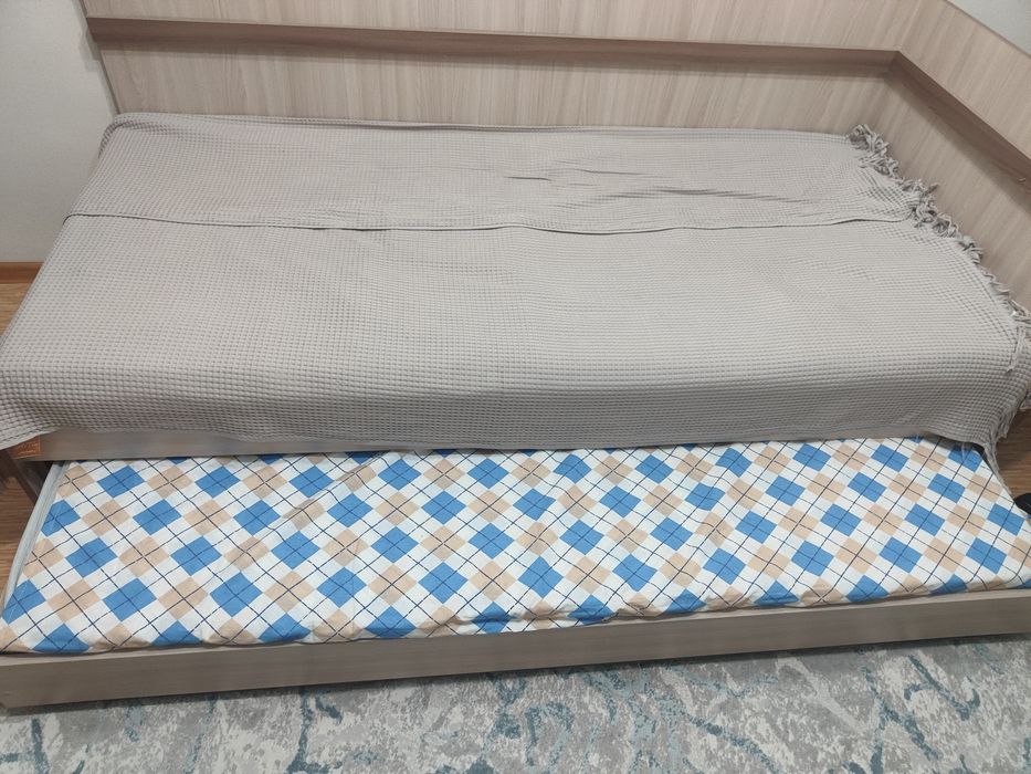 Кровать выдвижная