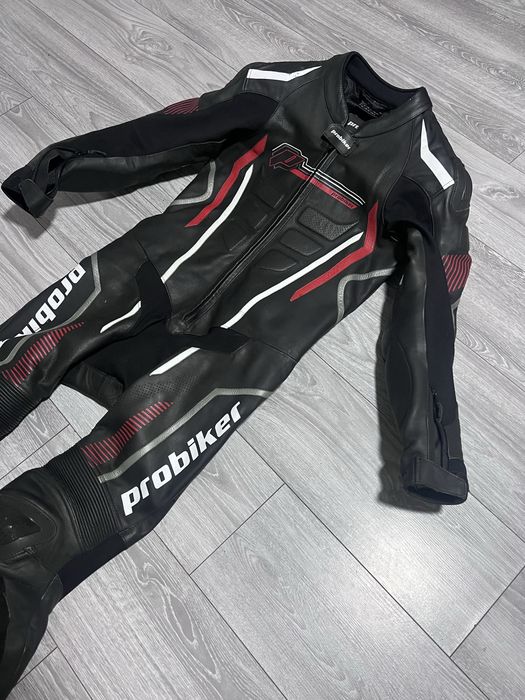 Combinezon moto piele Probiker 1 piesă | Mărimea 48 | Protecții | Stare excelentă