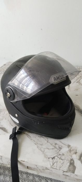 продам мотошлем.