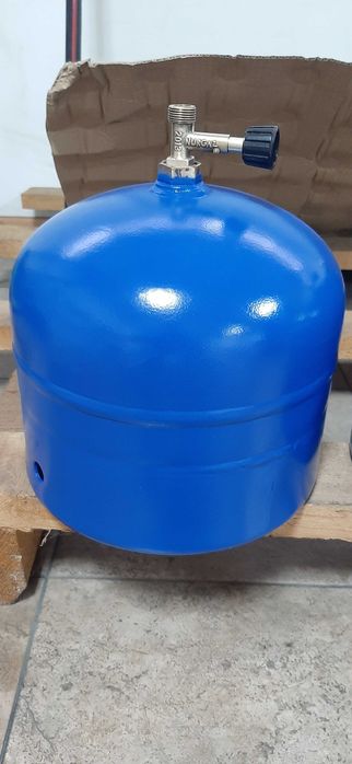 Туристически газови бутилки