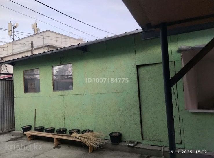 Продаётся просторный шестикомнатный дом.