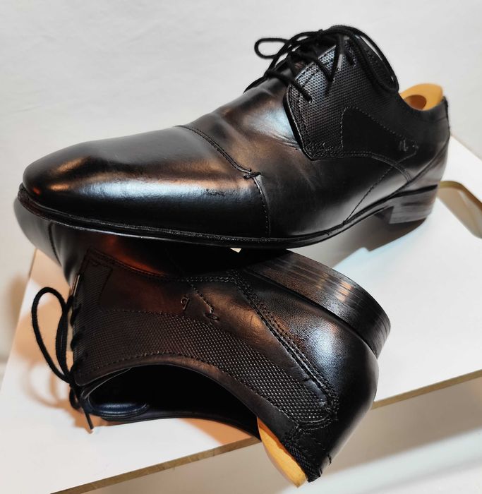 Pantofi derby 46 cap toe Bugatti piele naturala moale negru