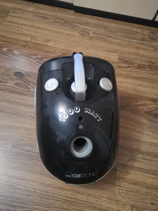 Aspirator 1500w funcțional