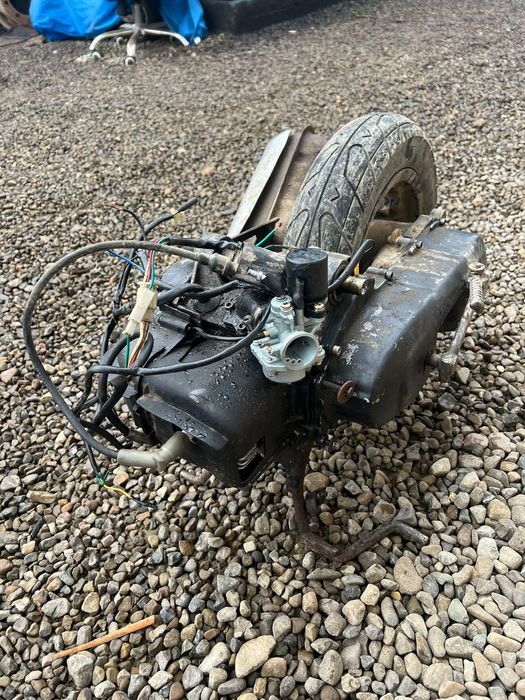 Motor Scuter Malaguti f10