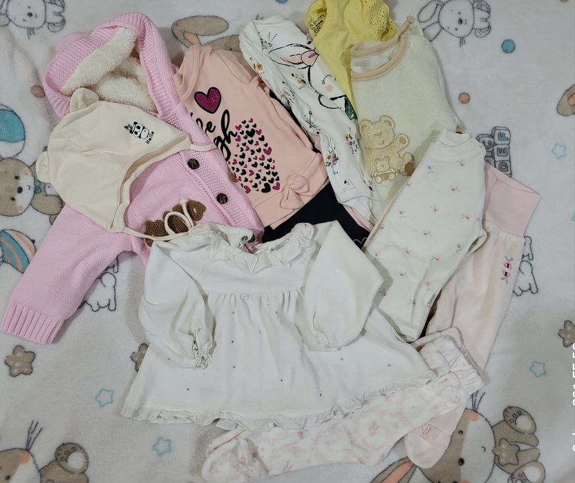 Продаются вещи на девочку