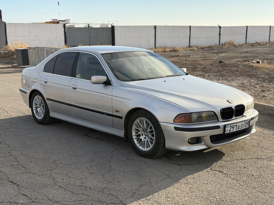 Продам автомабиль BMW 520