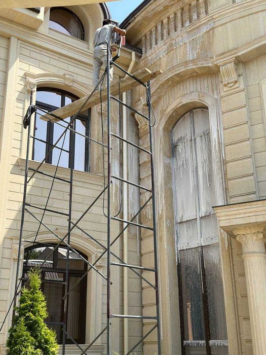 Мойка фасадов, брусчатки. Химчистка ковров, мебели. Уборка